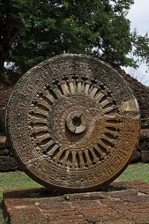 Khao Khlang Nai-dharmach.jpg
