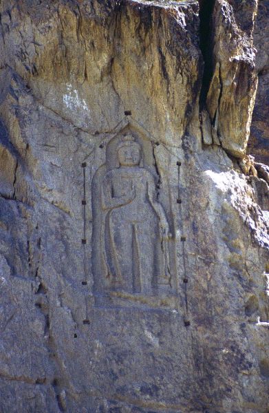 Datei:KargahBuddha.jpg