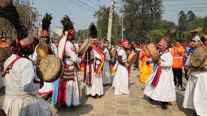 Datei:Dhami Naach.jpg