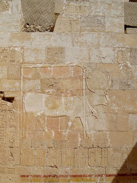 Datei:Hatschepsut-Tempel Hathor.jpg
