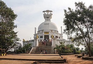 Shanti Stupa-Dhauli.jpg