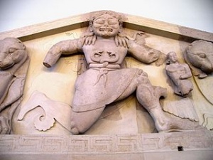 Close up of Gorgon at the corfu Artemis temple.jpg