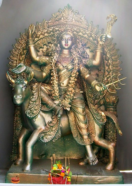 Datei:Maa Kaalratri.png