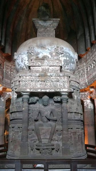 Datei:Ajanta Buddha.jpg